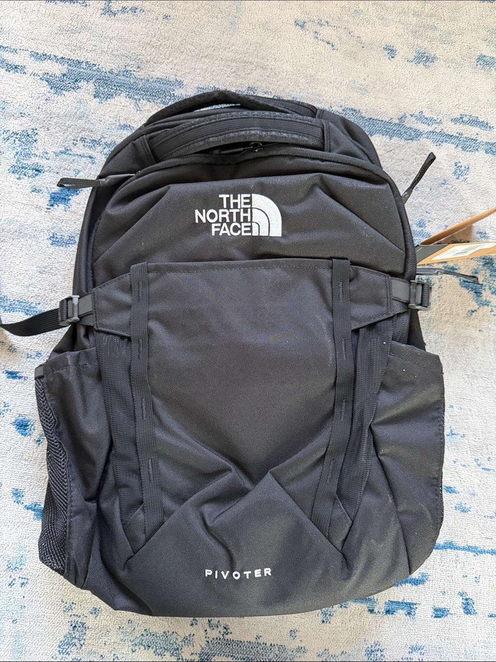 The North Face Black Pivoter Men's Backpack